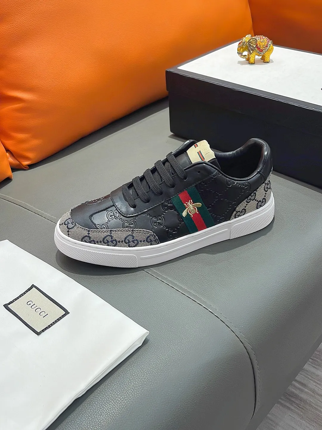 Men's shoes GUCCI "Gucci" P400 Regular size: 38-44 (casual shoes) Product materials: Selected cowhide upper, soft sheepskin lining; original outsole.